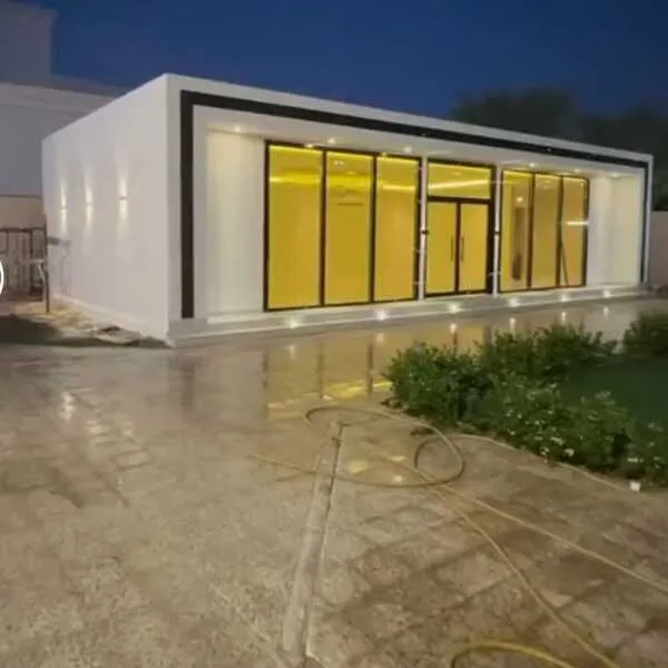 هناجر ساندوتش بانل الرياض